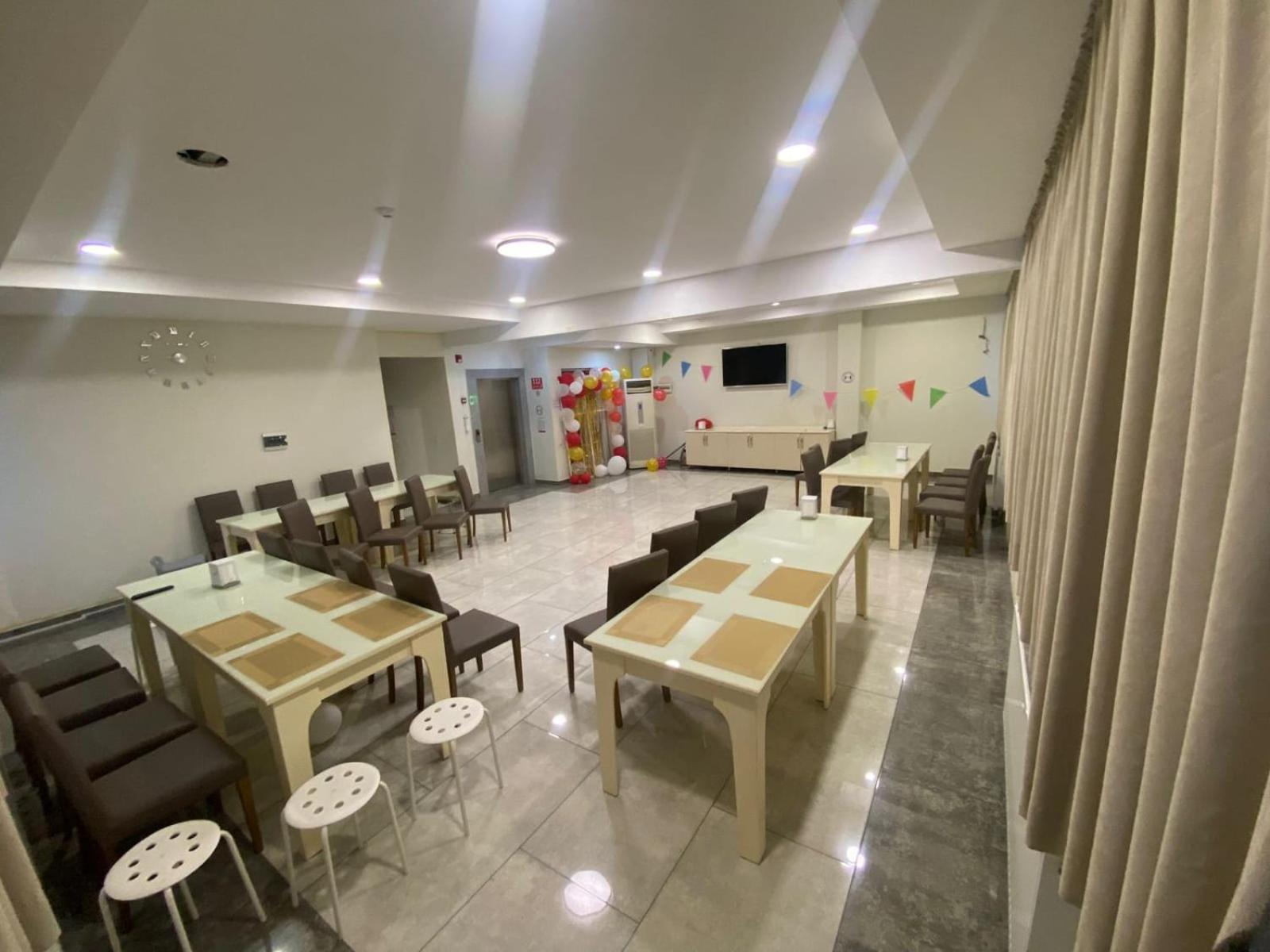 Batumi Hotel Экстерьер фото