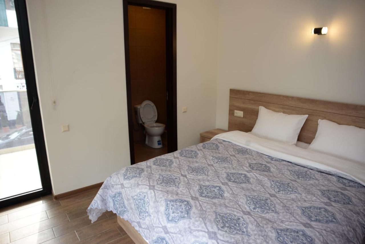 Batumi Hotel Экстерьер фото