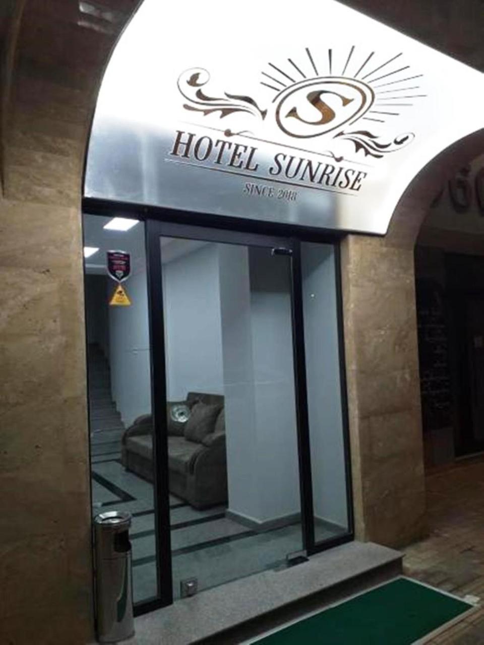 Batumi Hotel Экстерьер фото
